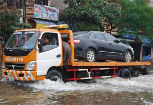 Hướng dẫn khách hàng tự khắc phục cân ô tô sau cơn mưa lớn tại Đắk Lắk